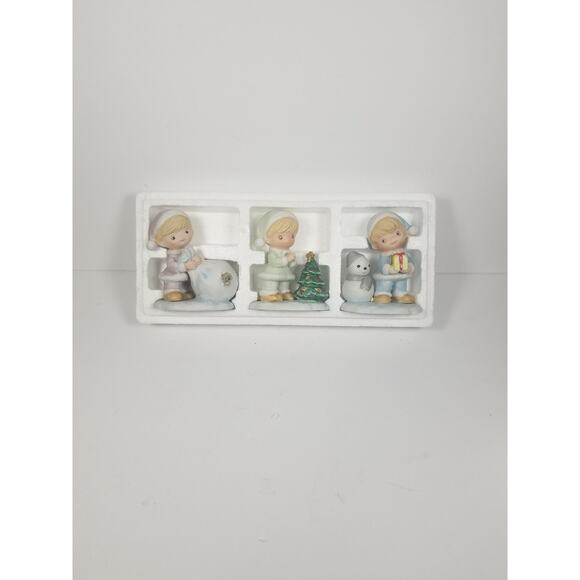 3 Vintage Homco Christmas Children Figurines 5613 Home Interior NIB - Picture 2 of 3